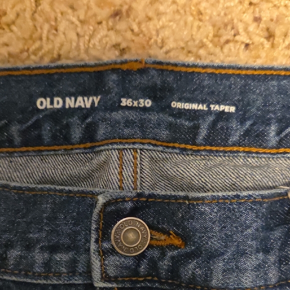 Old Navy Blue Relaxed Jeans with Vintage Fading - Picture 2 of 6
